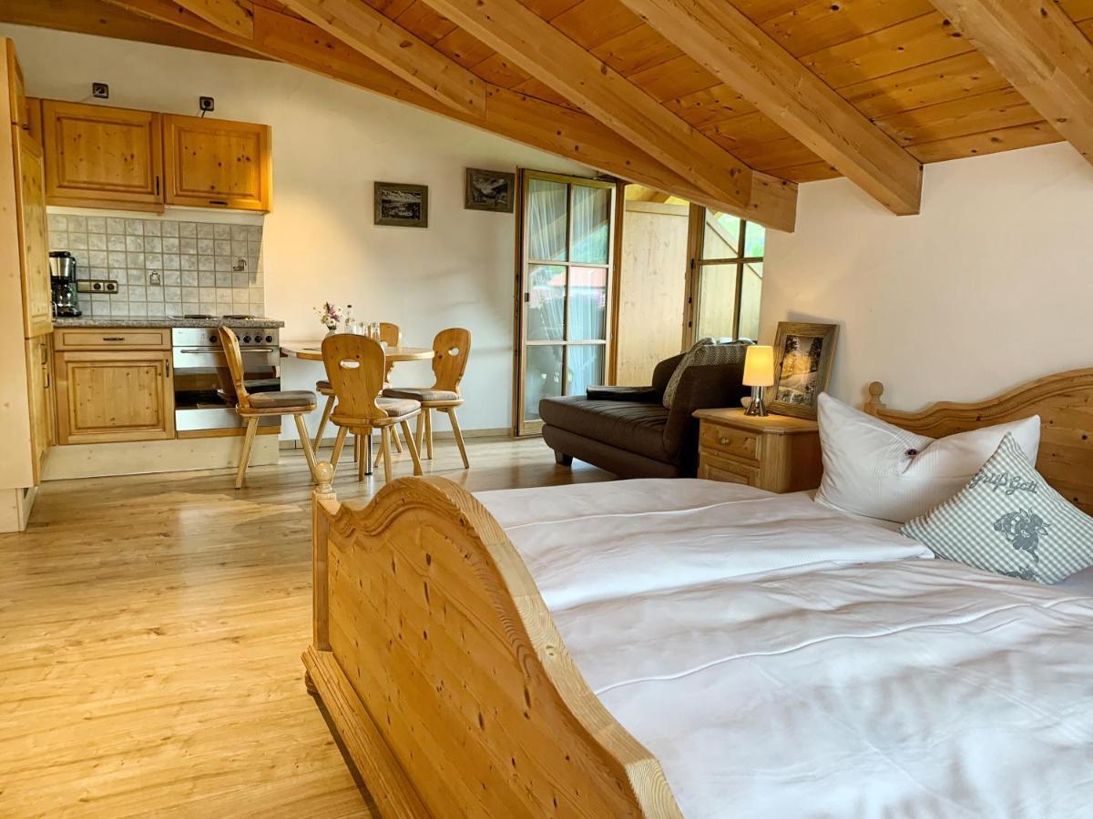 Gaestehaus "Zur Schmiede" Wertach Εξωτερικό φωτογραφία